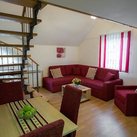 אוגולין Apartments And Rooms Millennium חדר תמונה