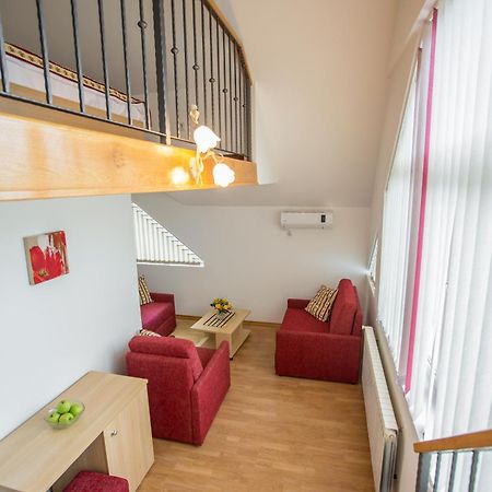 אוגולין Apartments And Rooms Millennium מראה חיצוני תמונה