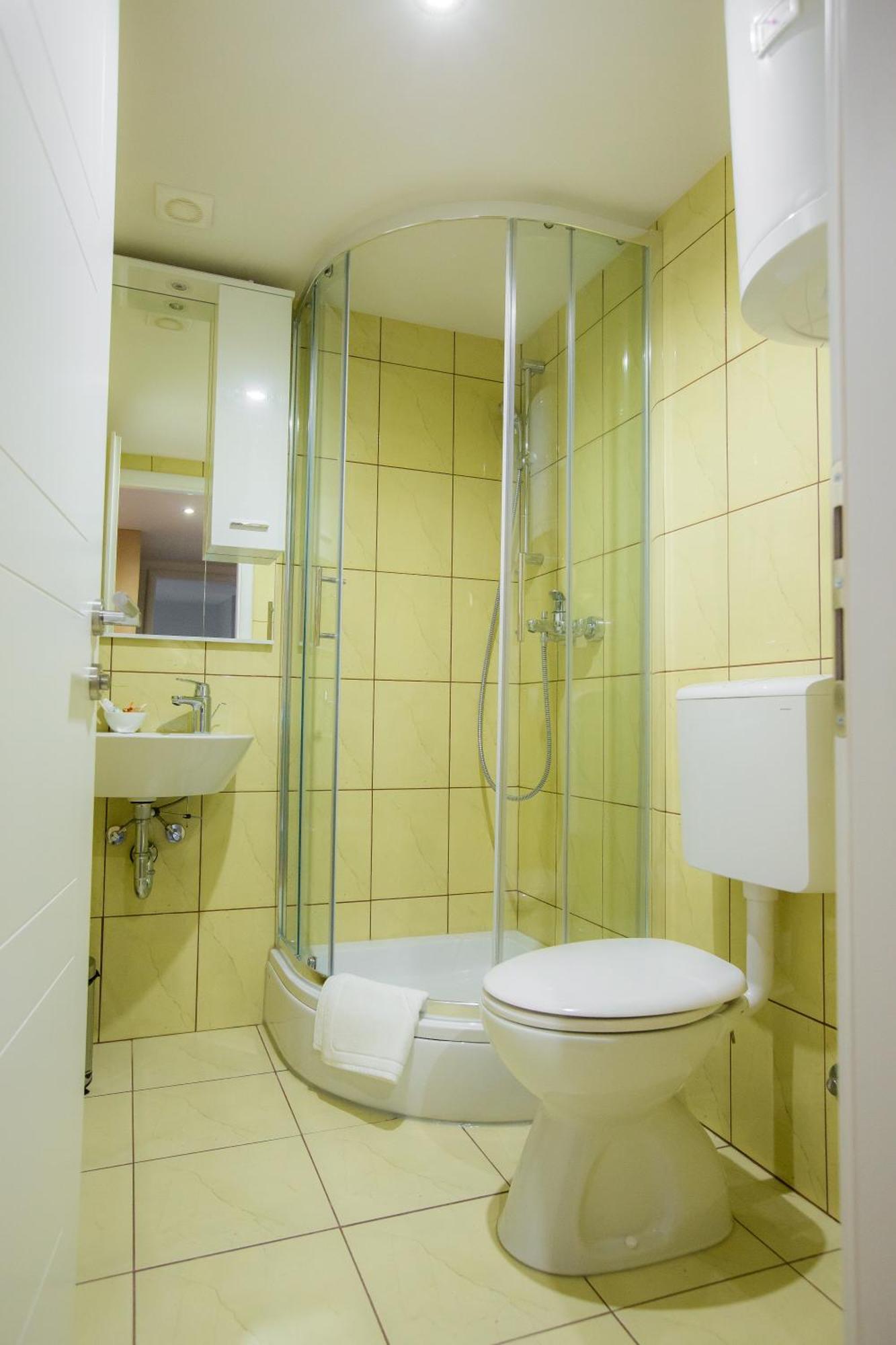 אוגולין Apartments And Rooms Millennium מראה חיצוני תמונה