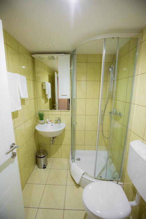 אוגולין Apartments And Rooms Millennium חדר תמונה